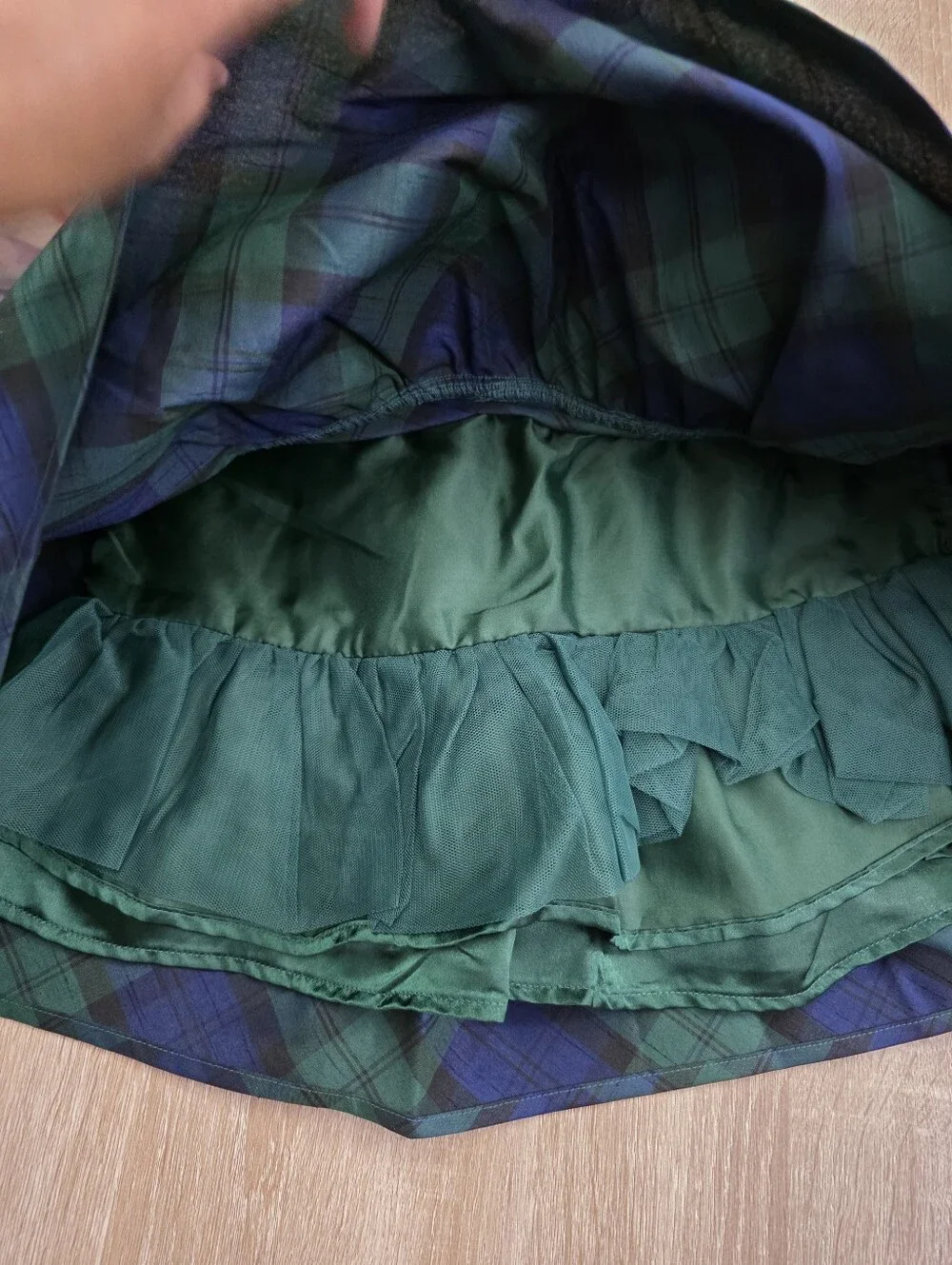 Gymboree Girls Green and Navy Plaid Ruffle Skirt with Bow Size 12 NEW with Tags